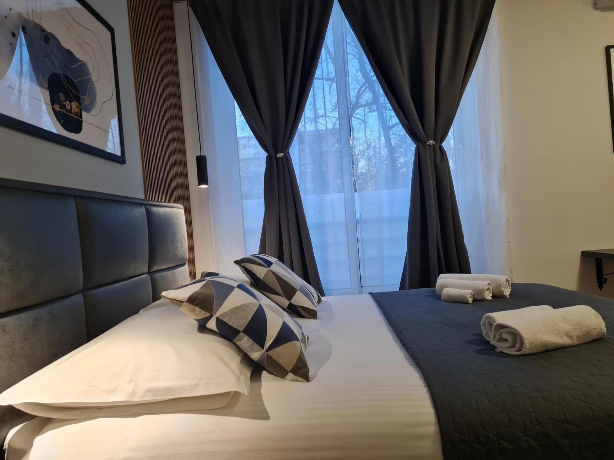 Lux 303 * Zadar